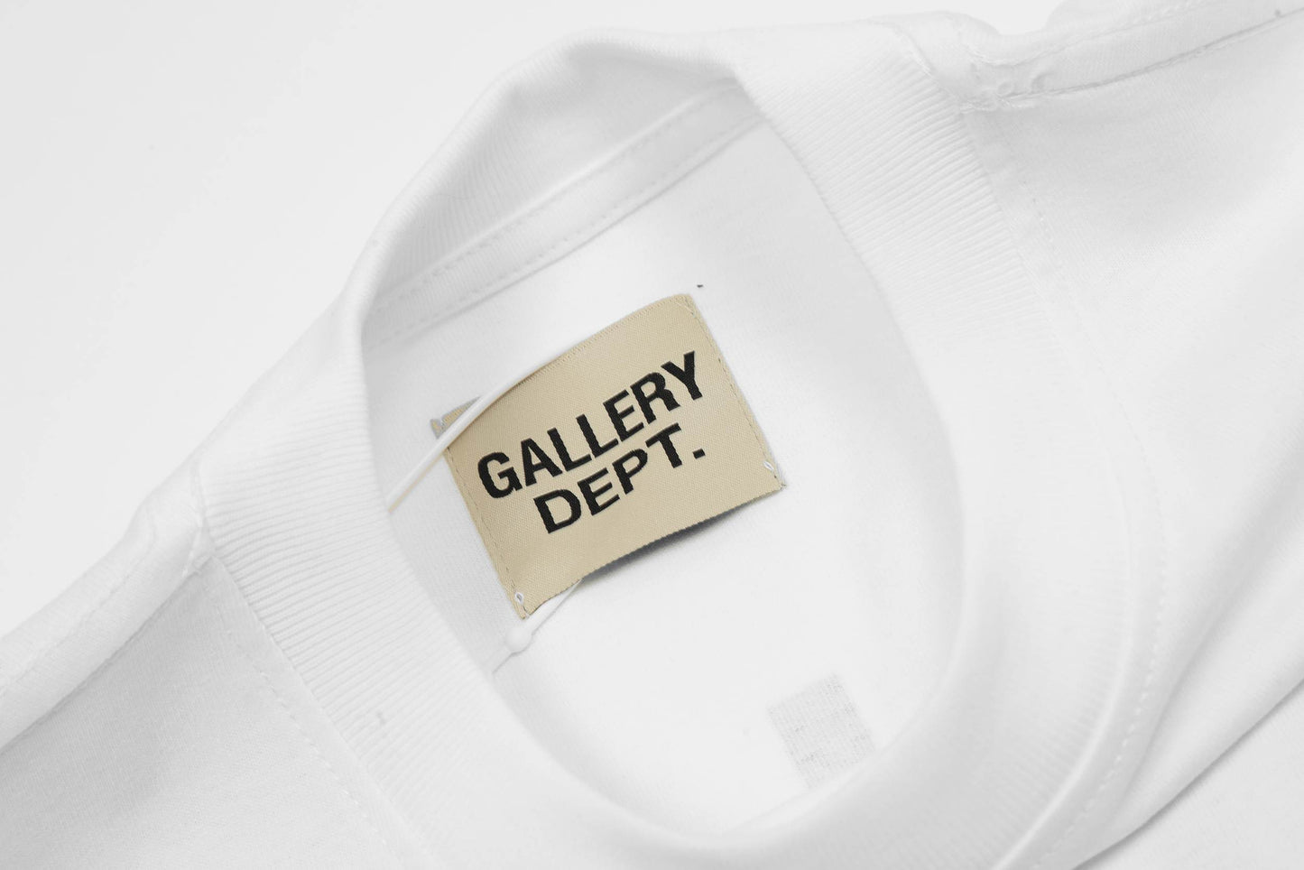 GALLERY DEPT New T-shirt D69